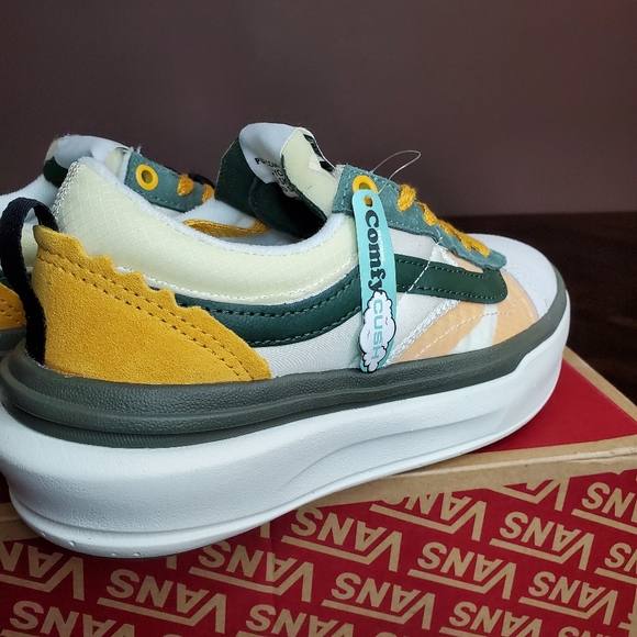 Vans Old Skool Overt Lux Platform Women Size 5.5, Men Size 4 - Picture 6 of 11